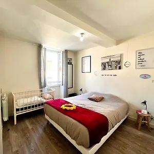 La Casa Du P'tit Père 2 Adultes Et 2 Ou 3 Enfants , Rives (Isere) France